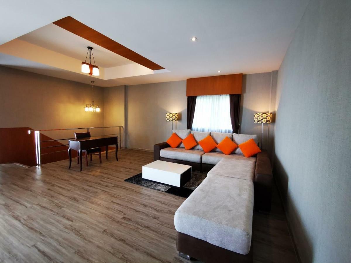 Kanita Pool Villa Karon Exterior foto
